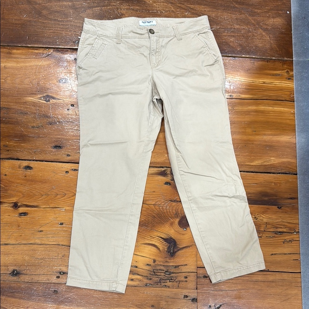 Old Navy Khaki Beige 3 quarter Ankle Pants Size 10